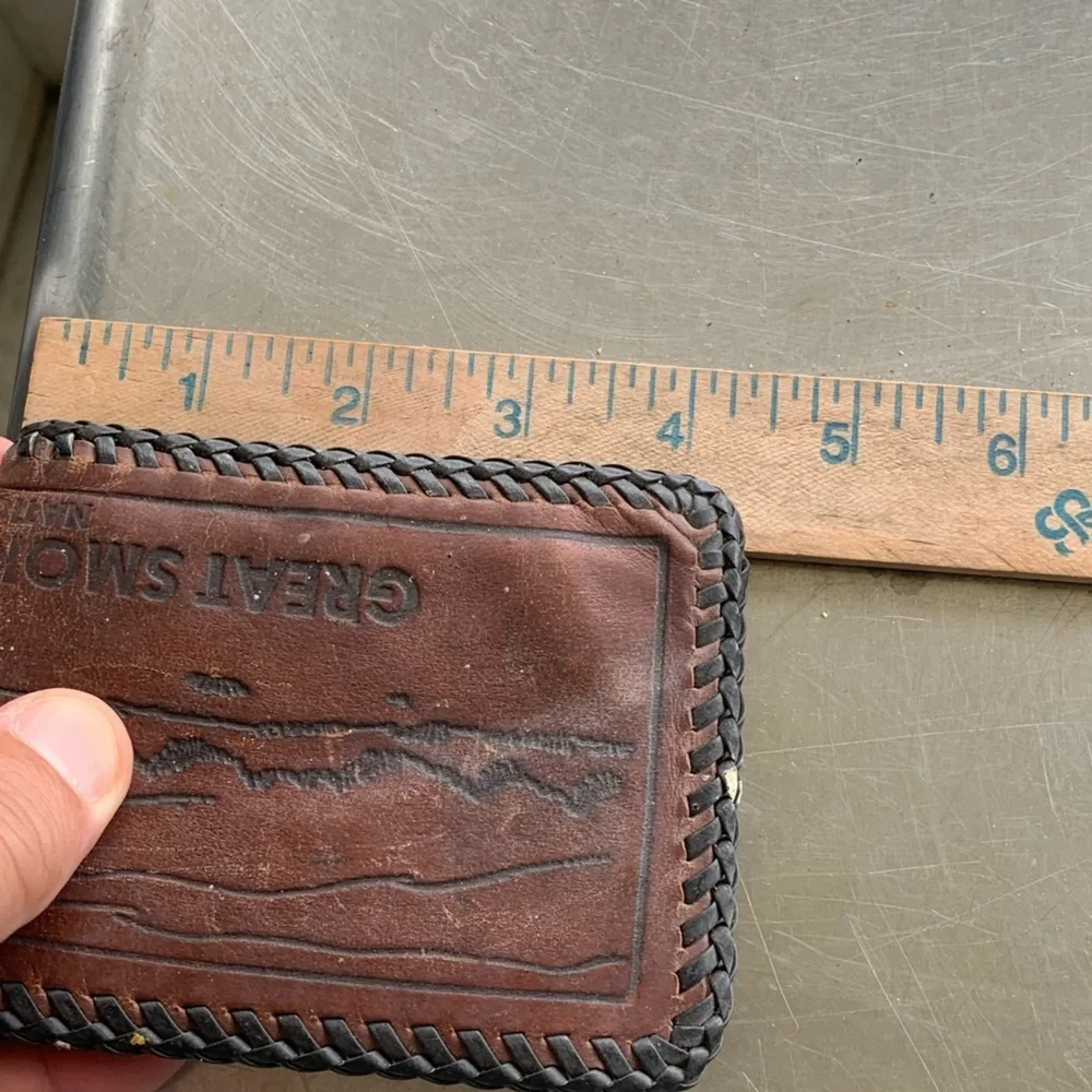 Vintage Great Smoky Mountains National Park Brown Leather Wallet Billfold Bear